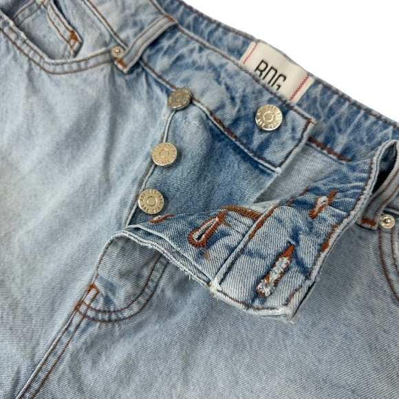 BDG Asymmetrical A-Line Cutoff Denim Short, 29 - Picture 10 of 12